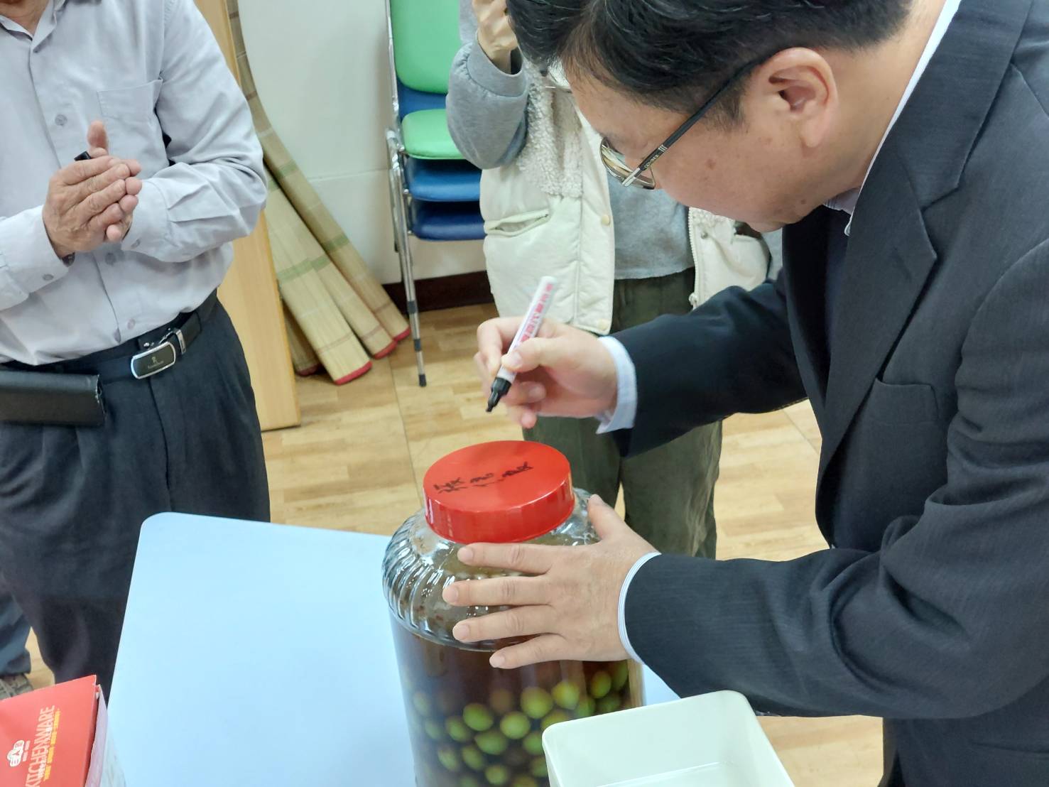從一棵樹到一杯酒：虎科大植樹成果釀梅酒及推動樹種固碳與儲碳潛力-5.jpg