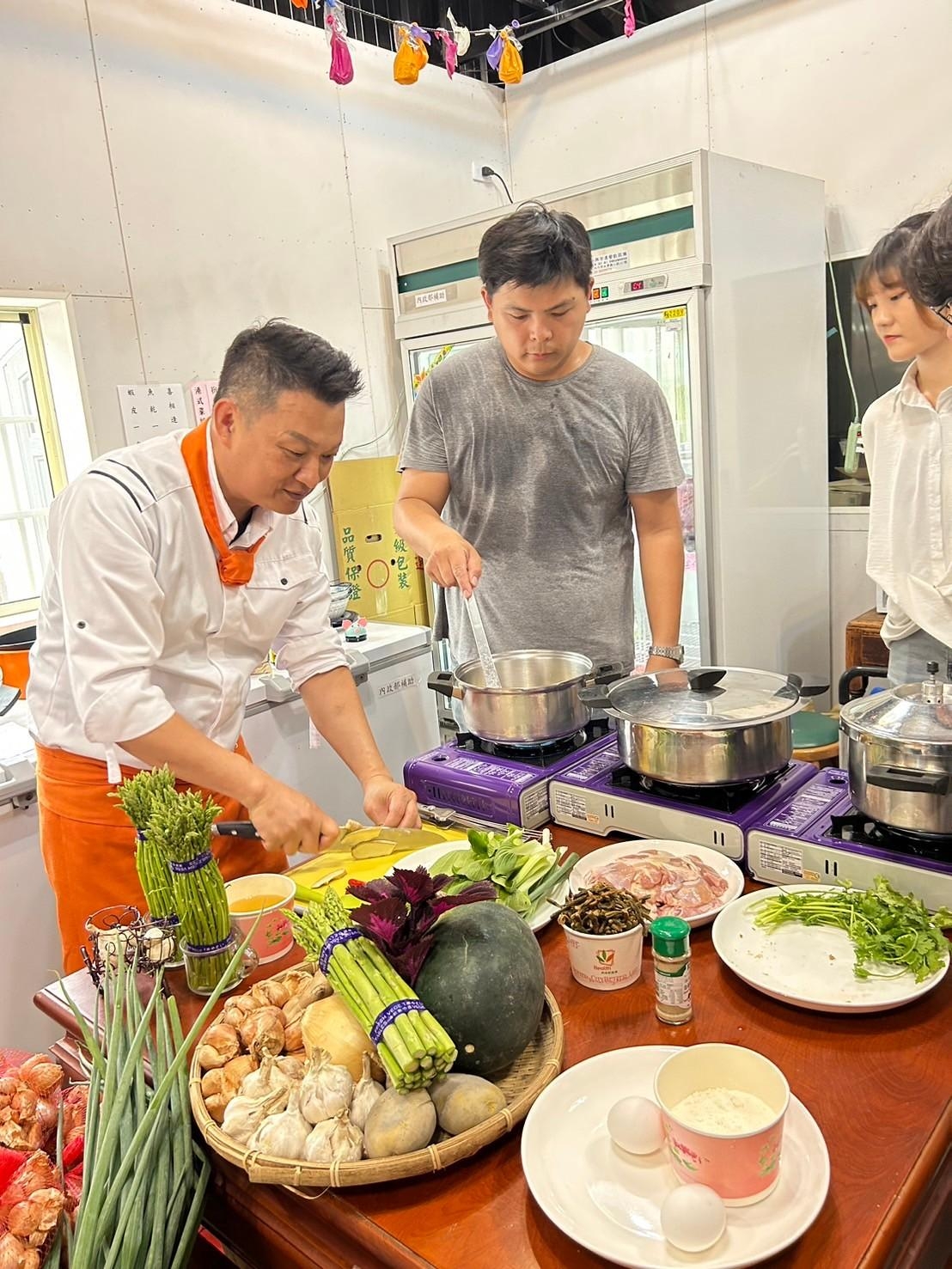 LINE_ALBUM_520小黑老師_240522_65.jpg